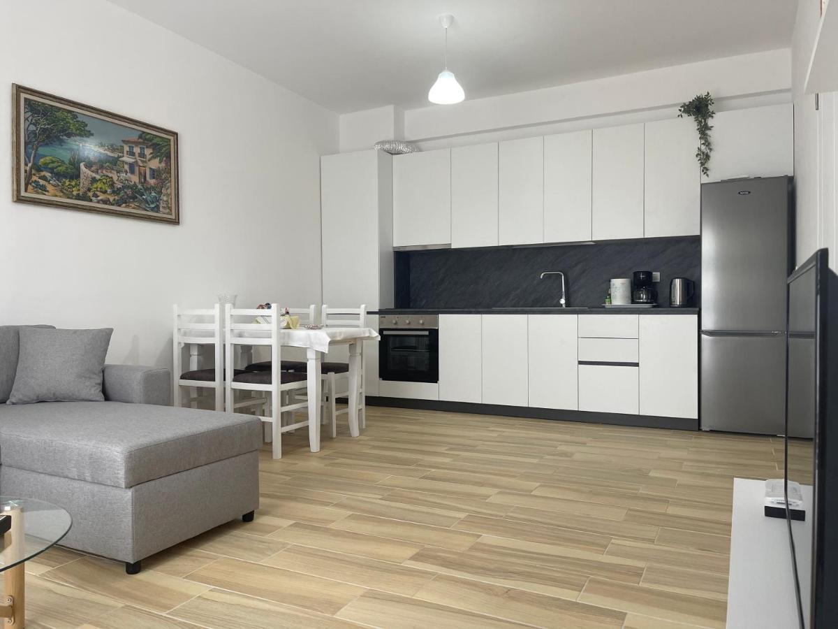 Апартаменти Atrium Residency Тирана Екстер'єр фото